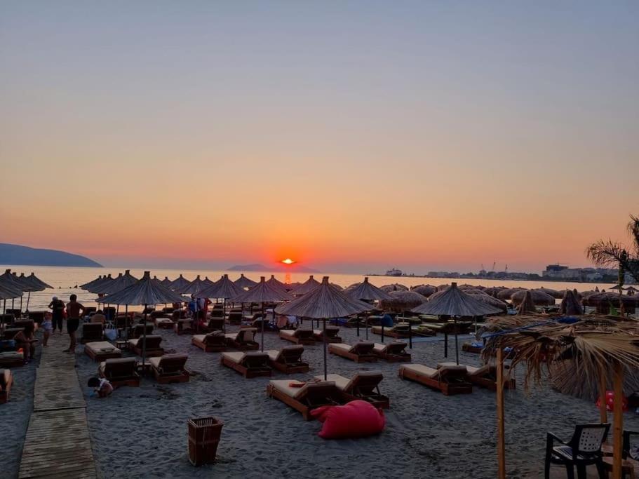 Juri Lungomare Apartamento Vlorë